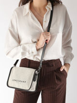 Longchamp Essential toile Beige-vue-porte