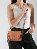 Cross Body Tas Glam Eyelet Leder Basilic pepper Bruin glam eyelet BGLE43-vue-porte