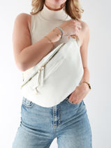 Heuptasje Miniprix Wit sangle R1950-vue-porte