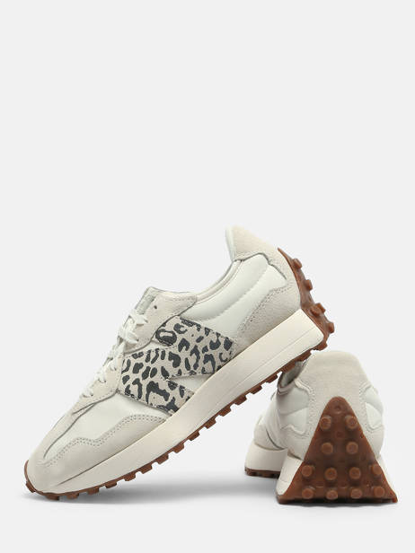 Sneakers 327 New balance Beige women WS327PJ ander zicht 4