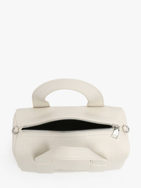 Cross Body Tas Sculpted Calvin klein jeans Beige sculpted K612378 ander zicht 3