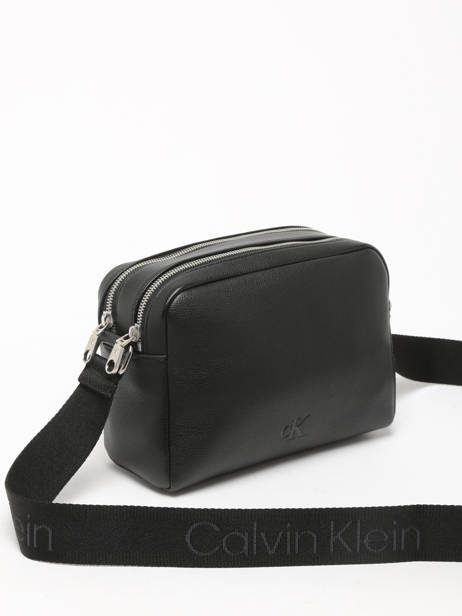 Cross Body Tas Ultralight Calvin klein jeans Zwart ultralight K612711 ander zicht 2