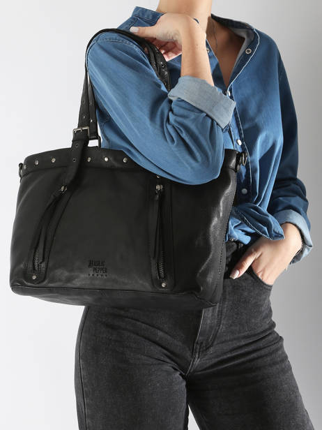 Cross Body Tas Barcelone Leder Basilic pepper Zwart barcelone BBAC01 ander zicht 1