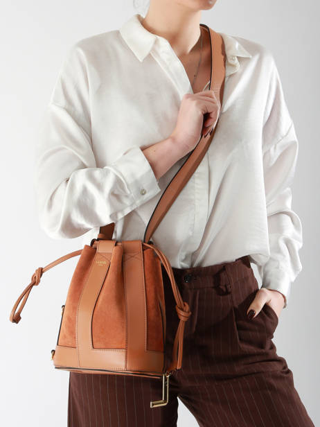 Bucket Bag S Elles Leder Lancel Bruin elles A13359 ander zicht 1