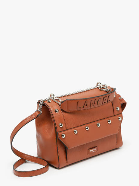 Cross Body Tas Ninon Rivets Leder Lancel Bruin ninon A13380 ander zicht 2