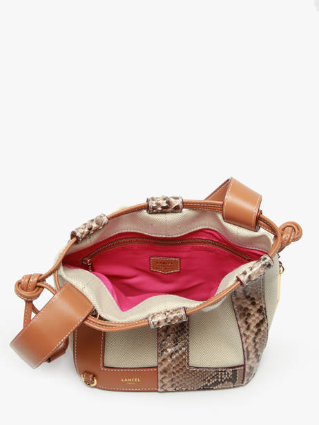 Schoudertas Elles Lancel Bruin elles A13375 ander zicht 3